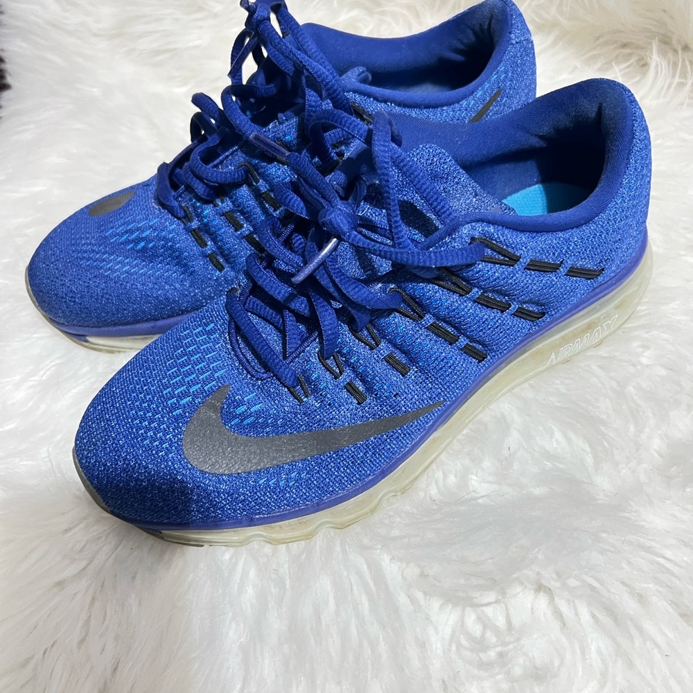 Nike Blue Athletic Shoes